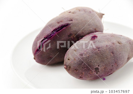 蒸かした紅芋 103457697