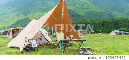 「静岡県」テントとタープを連結してキャンプ 103465492