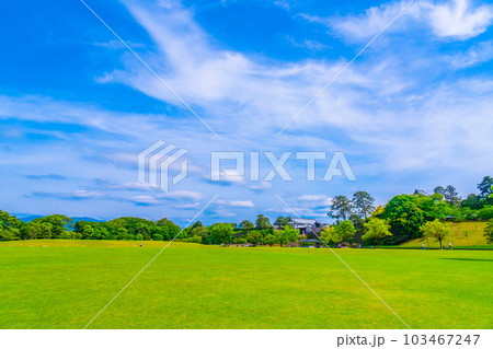 金沢城公園の新丸広場 103467247