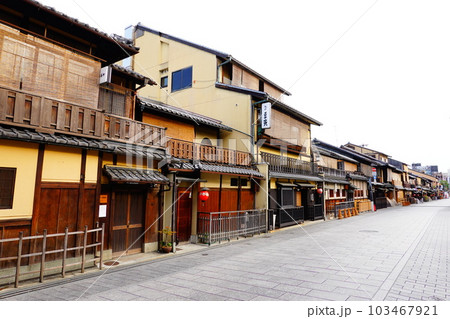 京都　祇園　花見小路通り 103467921