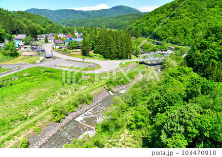 関川関所の跡周辺を望む(新潟県妙高市)【2023.5】 103470910