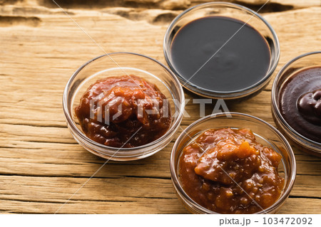 アジアの調味料　集合（ナチュラルテイスト） 103472092