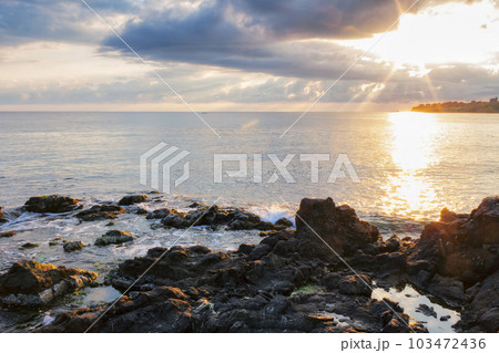 black sea scenery at sunrise. bright cloudy sky. leisure background 103472436