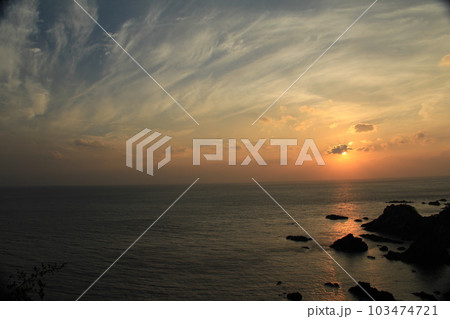 高知県　叶崎から見た夕景 103474721