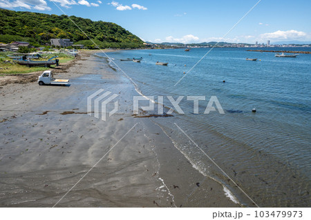 三浦半島の走水海岸から馬堀海岸の風景 三浦半島の走水海岸から馬堀海岸の風景 103479973