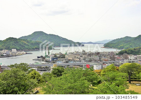宇和島城から見た新緑の市街地 宇和島城から見た新緑の市街地 103485549