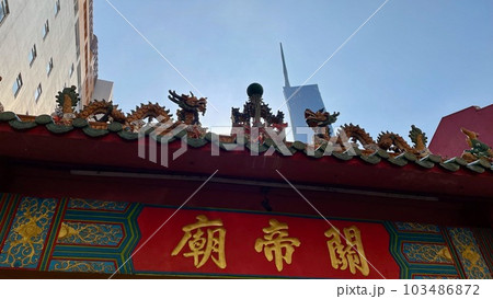 マレーシアチャイナタウン近くのお寺 103486872