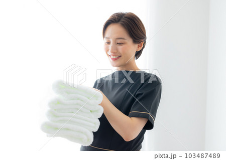 エステティシャン 103487489