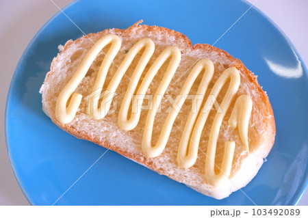 パンとマヨネーズ パンとマヨネーズ 103492089