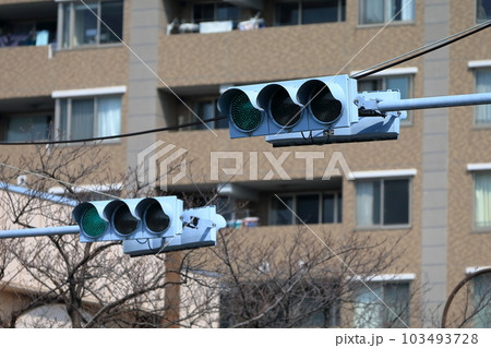 交通信号機 103493728