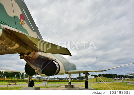 茨城空港に展示されているF-4EJ戦闘機 103498685