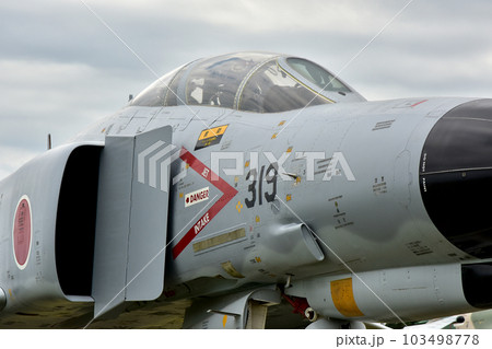 茨城空港に展示されているF-4EJ戦闘機 103498778