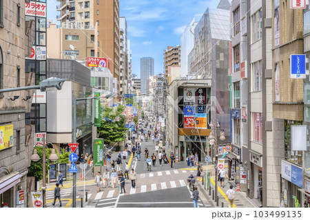 神奈川県川崎市の都市風景　武蔵溝ノ口駅 103499135