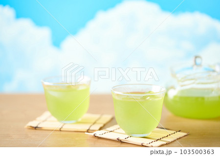 冷たい緑茶 冷たい緑茶 103500363
