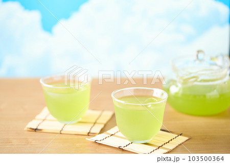 冷たい緑茶 冷たい緑茶 103500364