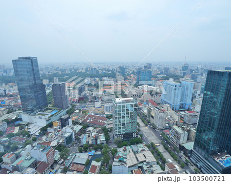 ホーチミン　サイゴンスカイデッキからの風景　ホーチミン市人民委員会庁舎 103500721