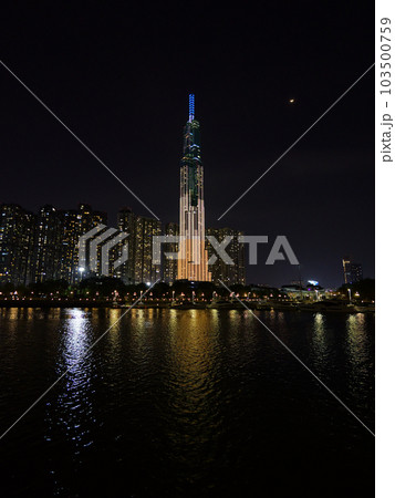 ホーチミン　サイゴン川　リバークルーズ　ランドマーク81スカイスクレイパー 103500759