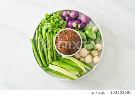 Fermented Fish Chili Paste with Fresh Vegetables 103503086