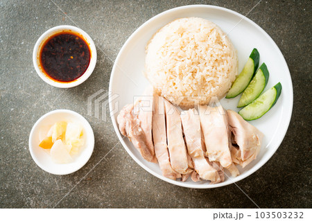 Hainanese chicken rice or rice steamed with chicken soup 103503232