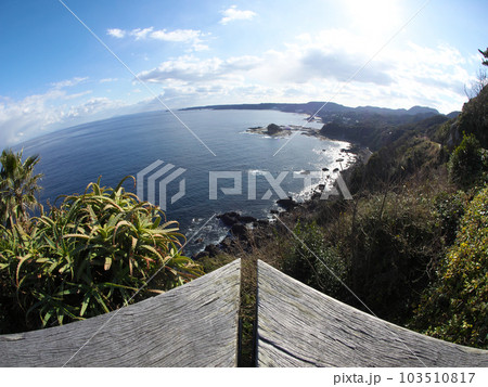伊豆半島の海岸線 伊豆半島の海岸線 103510817
