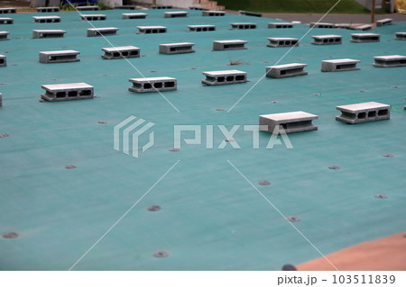 防草シートの敷かれた土地 防草シートの敷かれた土地 103511839