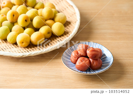 梅干しと完熟梅（紀州南高梅） 103514052