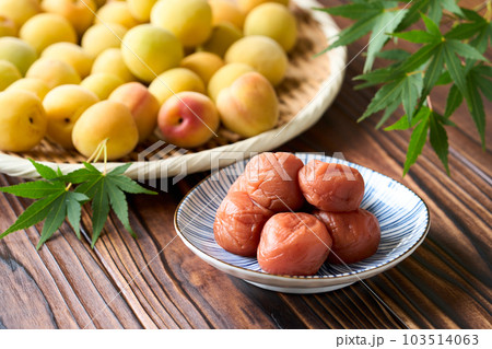 梅干しと完熟梅（紀州南高梅） 103514063