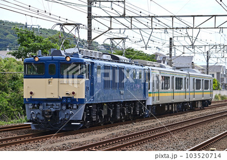 東海道本線 大磯ー二宮 JR東日本 EF64-1032(新潟)+E127系 V1編成(中原) 東海道本線 大磯ー二宮 JR東日本 EF64-1032(新潟)+E127系 V1編成(中原) 103520714
