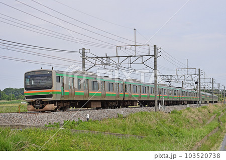 高崎線　岡部ー本庄　JR東日本　E231系1000番台　U530編成（小山） 103520738