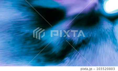 漠然とした不安や迷いを表現した抽象背景画像。 103520803