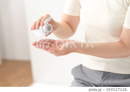 サプリメント　栄養食品　美容 103527126