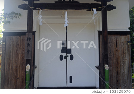 上宮天満宮の神輿庫 103529070