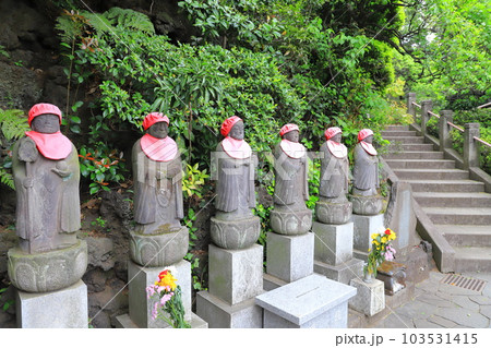 薬王院（やくおういん）地蔵　新宿区下落合 103531415