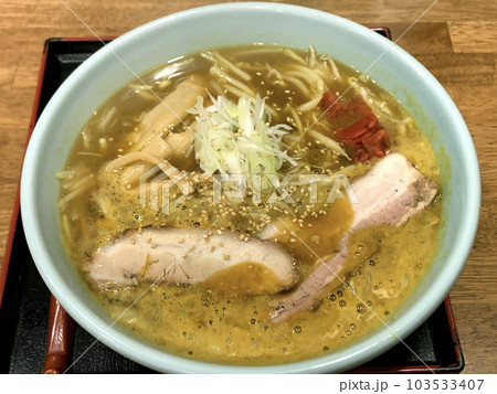 北海道ご当地ラーメン　室蘭カレーラーメン　カレーラーメン 103533407