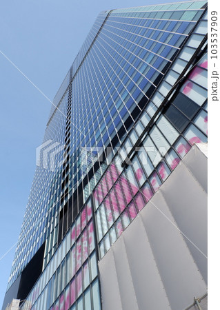 開業を目指して工事中のSHIBUYAタワー 開業を目指して工事中のSHIBUYAタワー 103537909