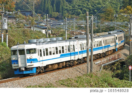 北陸本線 石動ー倶利伽羅 JR西日本 475系 A07+A13編成(金沢) 北陸本線 石動ー倶利伽羅 JR西日本 475系 A07+A13編成(金沢) 103548028