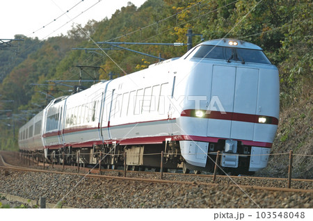 北陸本線 津幡ー倶利伽羅 北越急行 683系 N13+N03編成 はくたか 北陸本線 津幡ー倶利伽羅 北越急行 683系 N13+N03編成 はくたか 103548048