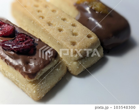 Shortbread fingers in a white dish 4 103548300