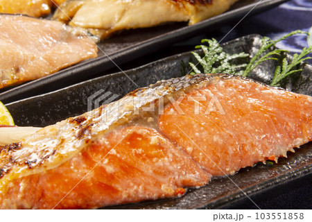 美味しい焼鮭 美味しい焼鮭 103551858