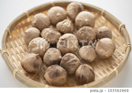 疲労回復一片種の黒ニンニク 103562668