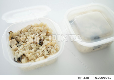 炊き込みご飯を小分け冷凍 炊き込みご飯を小分け冷凍 103569543