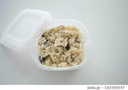炊き込みご飯を小分け冷凍 炊き込みご飯を小分け冷凍 103569547