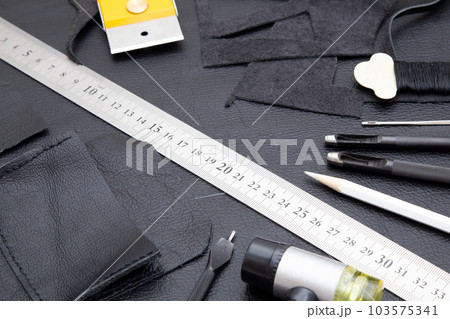 レザークラフト　 103575341