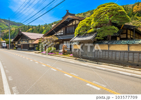 長野県　辰野町　旧中山道　小野宿 103577709