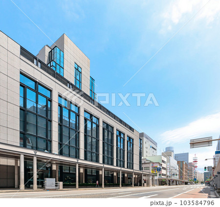 柾谷小路の街並み　(第四北越銀行 本店前) 103584796