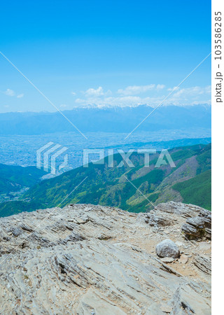 王ヶ鼻突端からの絶景【初夏の美ヶ原高原】 103586285