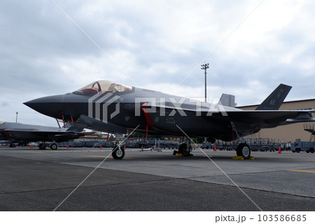横田基地日米友好祭にて展示されたアメリカ空軍のF35Aステルス戦闘機 103586685