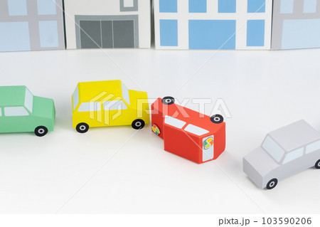 ペーパークラフト　イメージ　高齢ドライバー 103590206