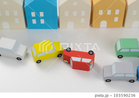 ペーパークラフト　イメージ　高齢ドライバー 103590236