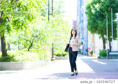 ビジネスウーマン 103590727